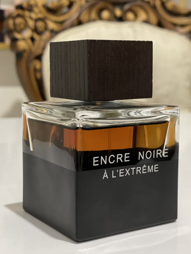 ادکلن لالیک انکر نویر ای ال اکستریم lalique Encre Noire A L Extreme مردانه