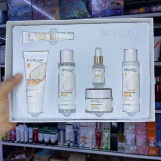 ست مسافرتی مراقبت از پوست برنج 5عددی از برند BIOAQUA