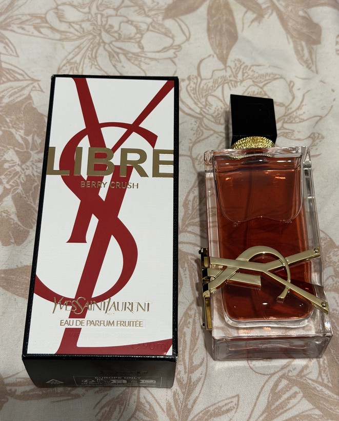 ادکلن ایو سن لورن لیبره بری کراش | Yves Saint Laurent Libre Berry Crush زنانه
